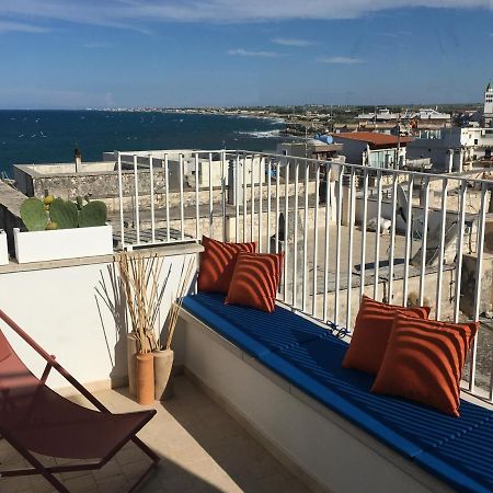 Appartement La Terrazza Sul Mare - Dimora Di Charme à Giovinazzo Extérieur photo