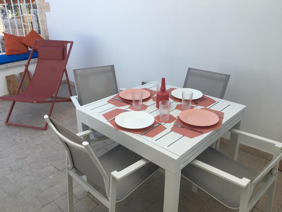 Appartement La Terrazza Sul Mare - Dimora Di Charme à Giovinazzo Extérieur photo