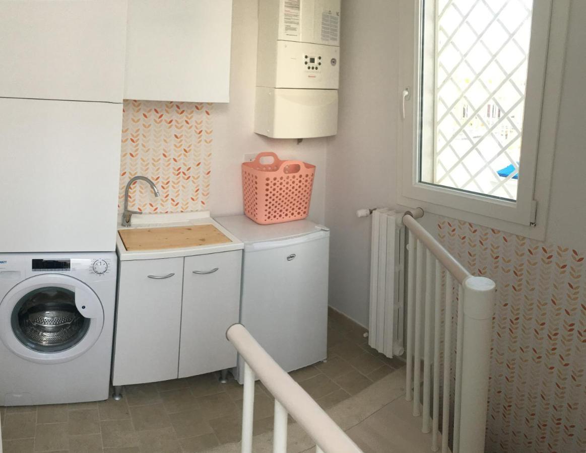 Appartement La Terrazza Sul Mare - Dimora Di Charme à Giovinazzo Extérieur photo