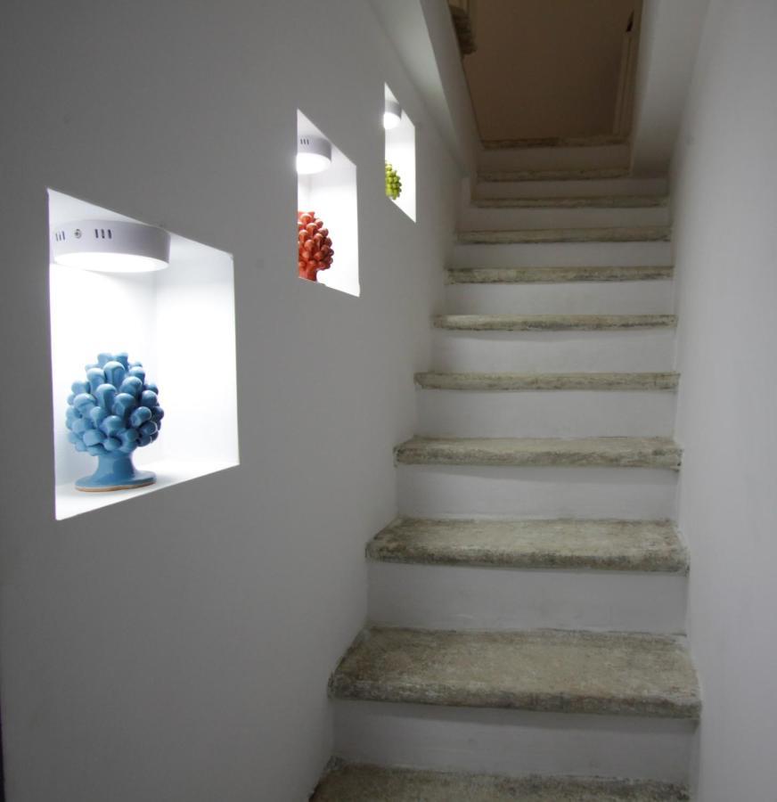 Appartement La Terrazza Sul Mare - Dimora Di Charme à Giovinazzo Extérieur photo