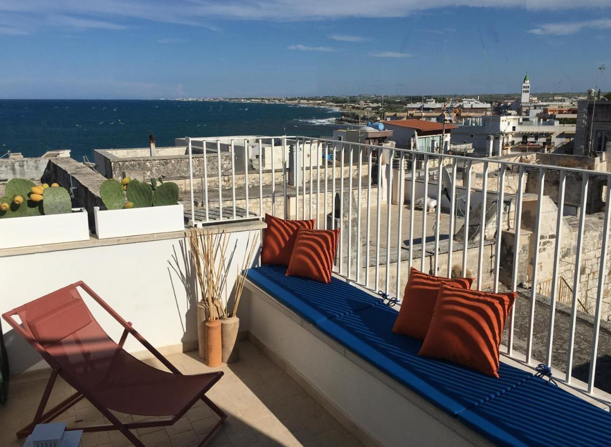 Appartement La Terrazza Sul Mare - Dimora Di Charme à Giovinazzo Extérieur photo