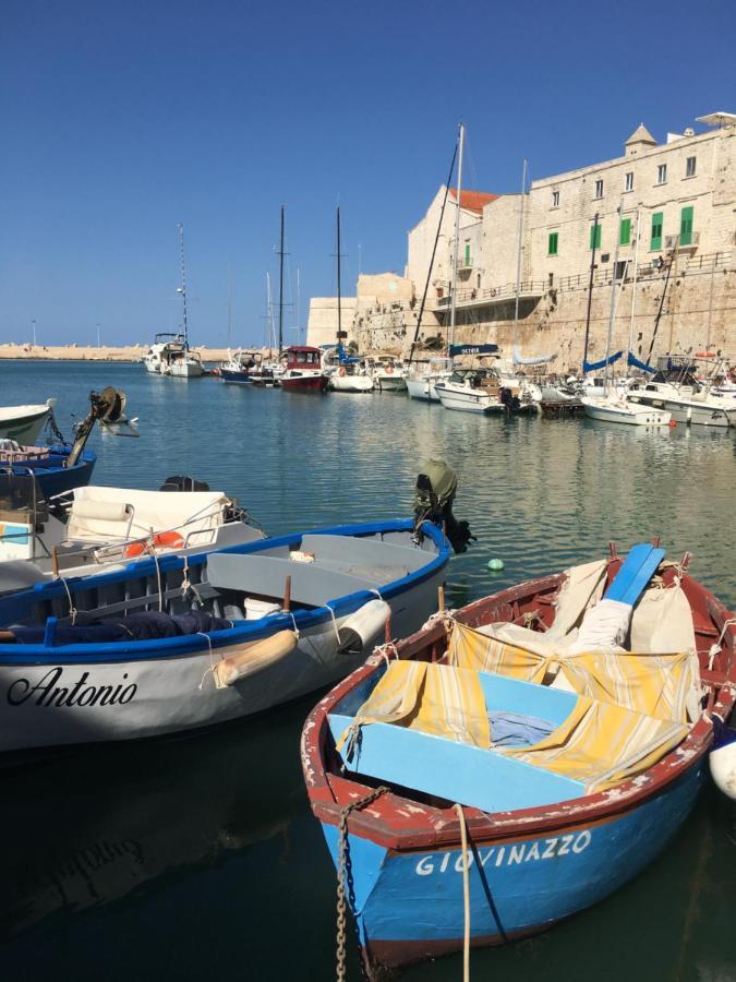 Appartement La Terrazza Sul Mare - Dimora Di Charme à Giovinazzo Extérieur photo