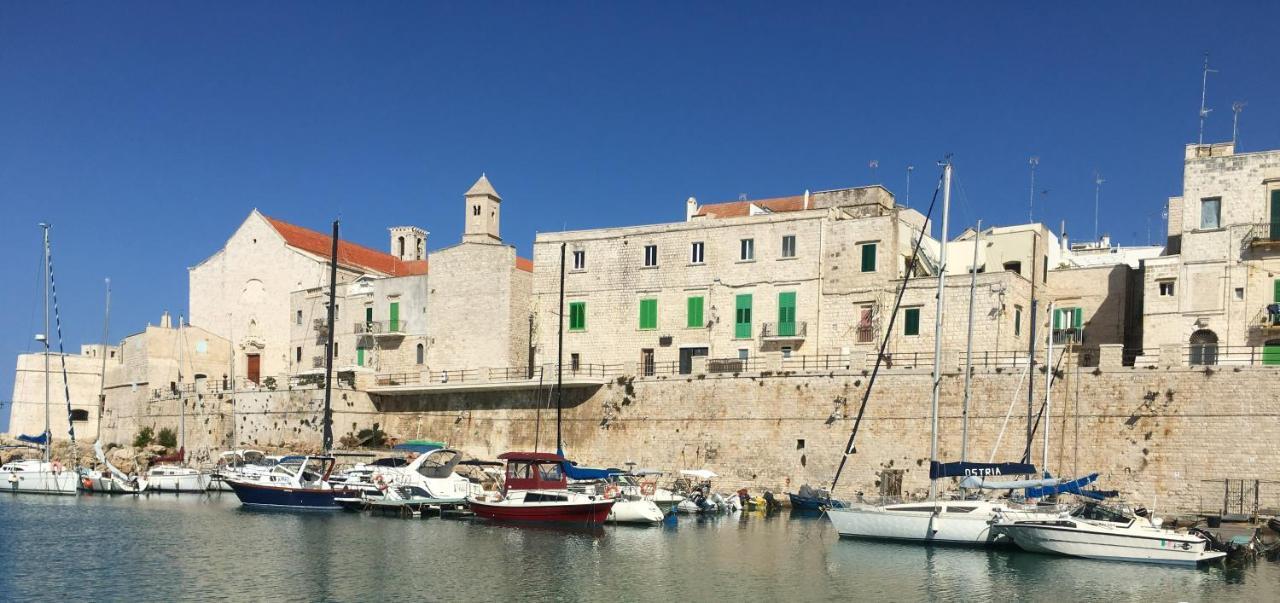 Appartement La Terrazza Sul Mare - Dimora Di Charme à Giovinazzo Extérieur photo