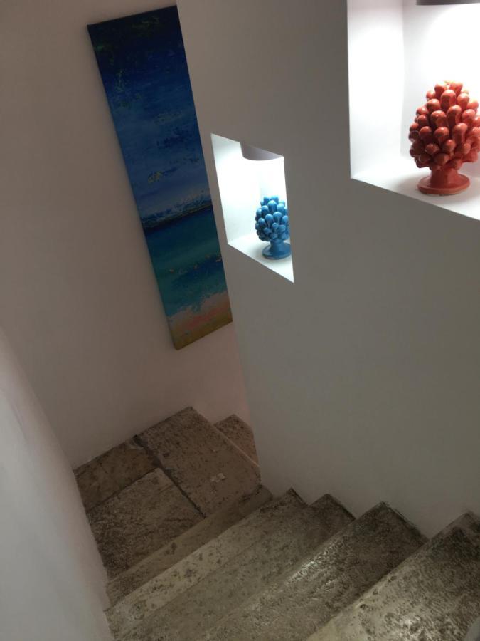 Appartement La Terrazza Sul Mare - Dimora Di Charme à Giovinazzo Extérieur photo